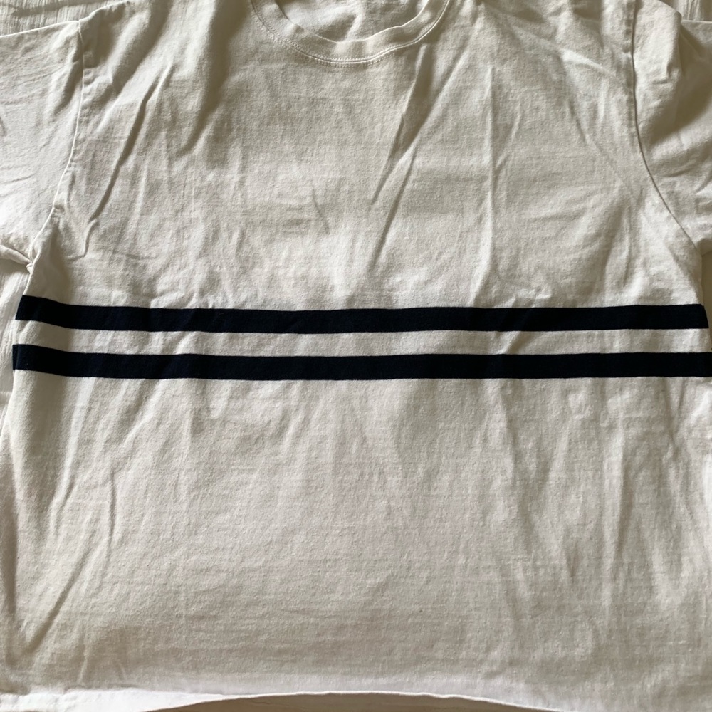 Brandy Melville shirt
